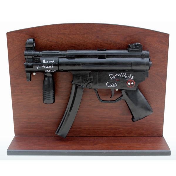 DEADPOOL - MP5K Replica