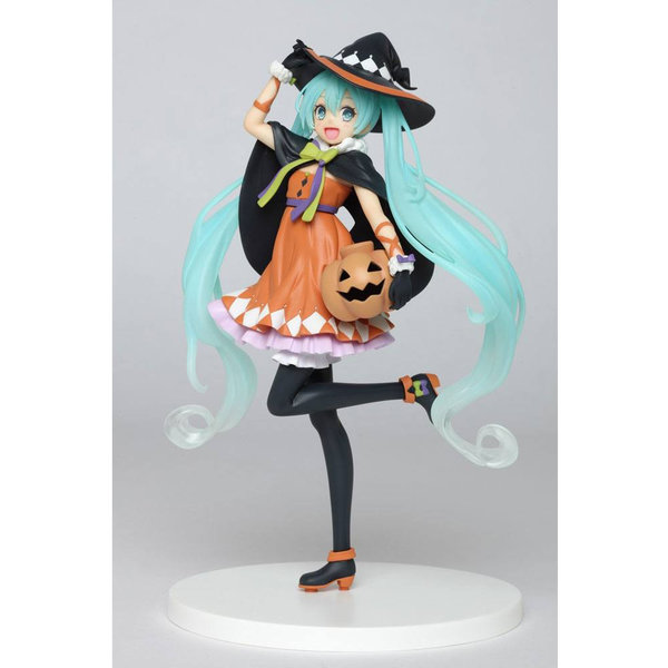 Taito Vocaloid - Hatsune Miku 2nd Season Autumn Ver. - PVC Statue 18 cm