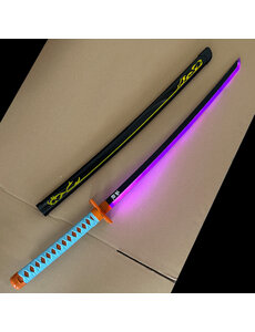  (PRÉCOMMANDE) Demon Slayer - Épée Lumineuse à LED VIOLET - Shinobu Kocho Katana (Disponible à partir du +/- 28 novembre 2026)