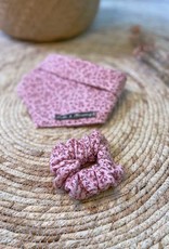 Scrunchie | Flower Twigs Pink