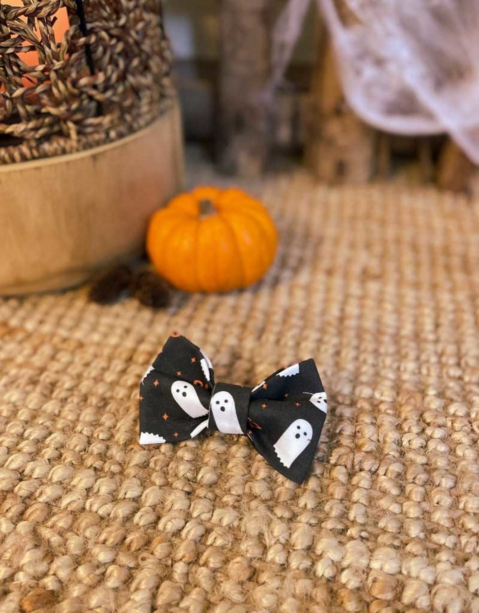 Bow Tie |  Too cute to spook