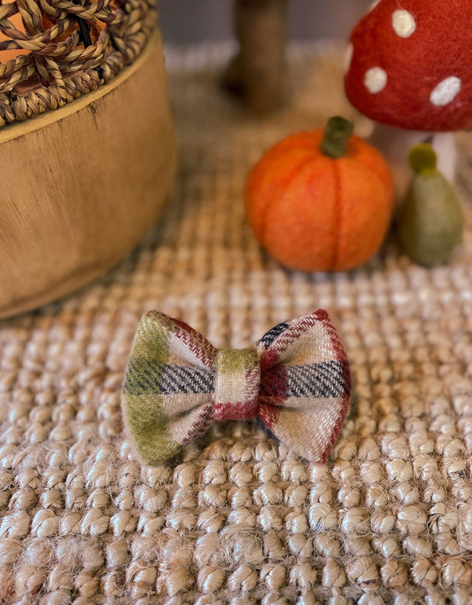 Bow Tie | Maple Mocha