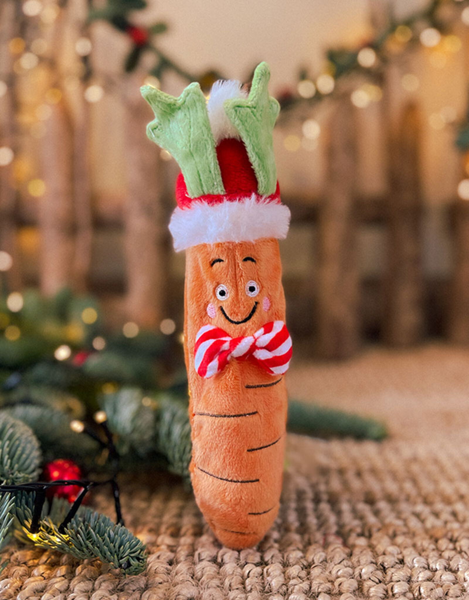 Christmas Carrot Claus | Toy with long squeeker