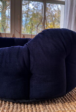 Earthbound Round Chester Dog Bed | Oxford Blue