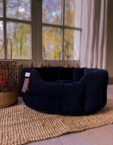 Earthbound Round Chester Dog Bed | Oxford Blue