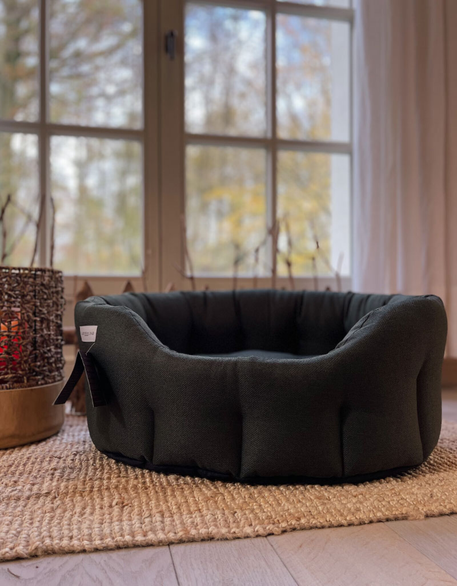 Earthbound Round Morland Dog Bed | Dark Green