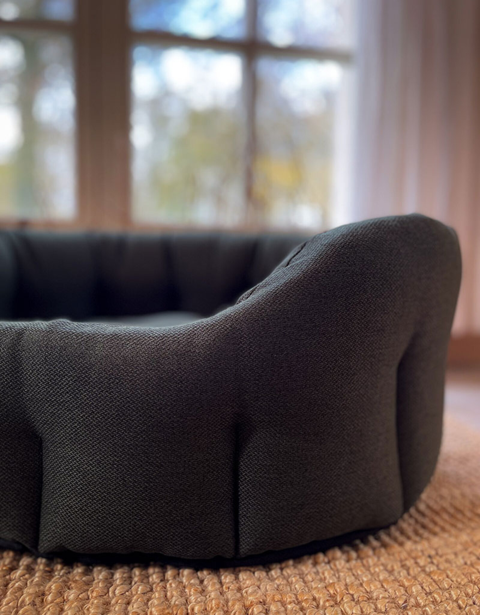 Earthbound Round Morland Dog Bed | Dark Green