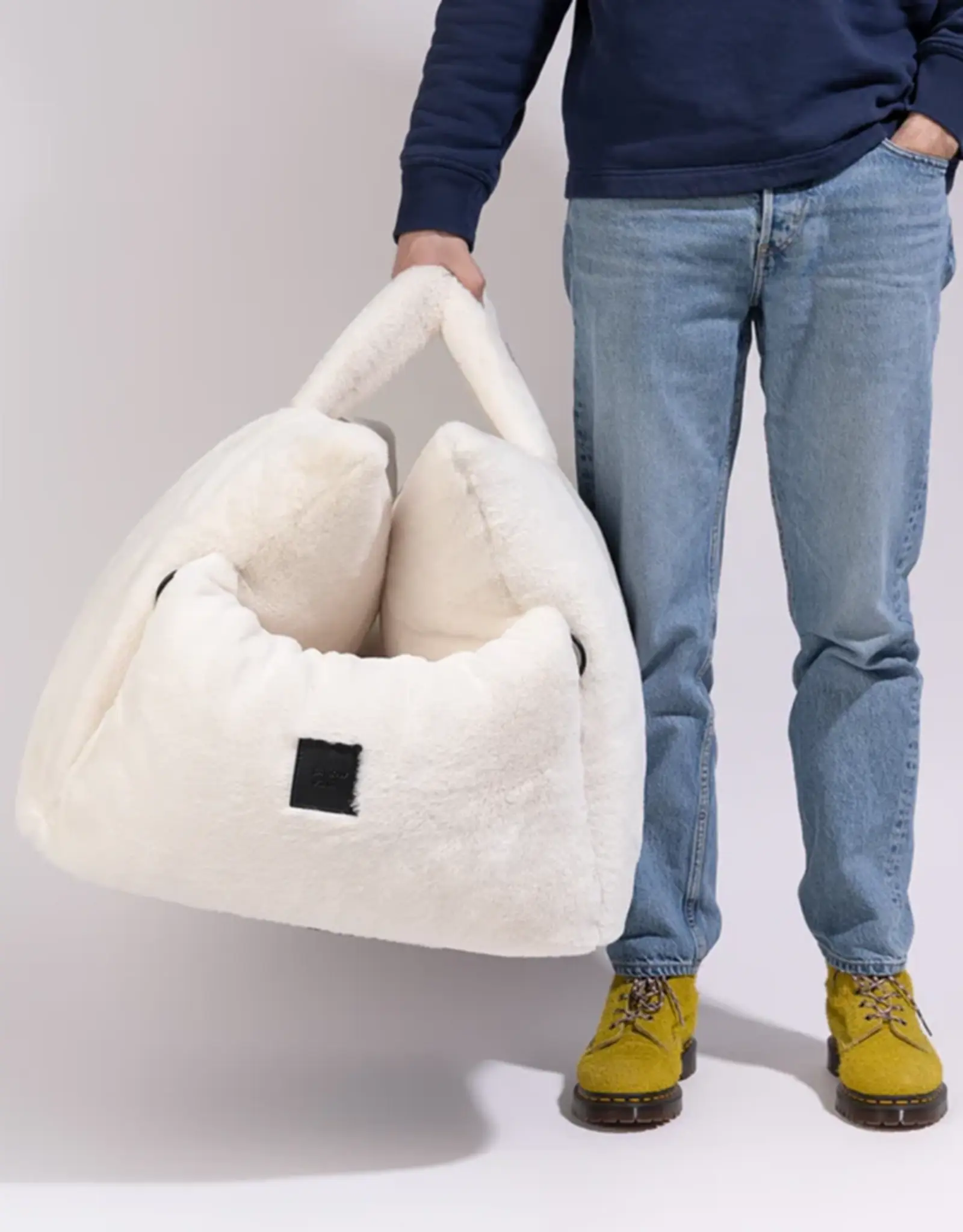 Pillow Villa Car Seat for Dogs | Pillow Villa | Off-White