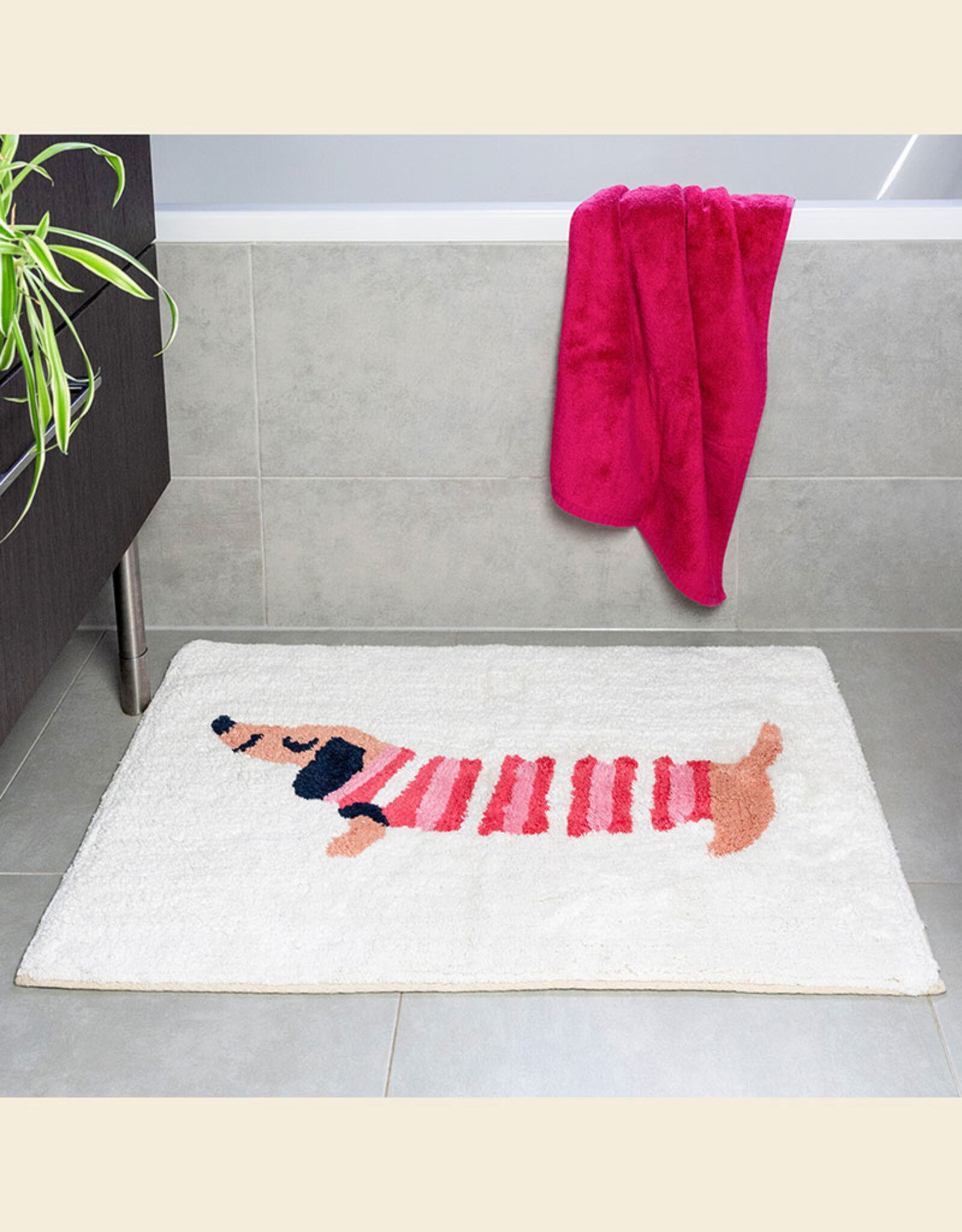Tufted cotton bath mat | Sausage Dog