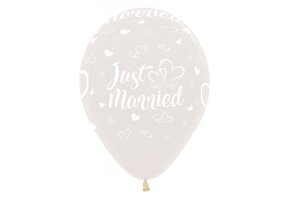 R12 - Just Married Hearts - Clear 390 - 25 pcs