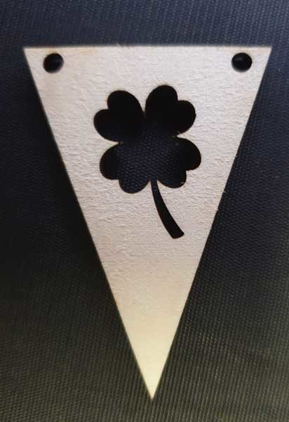 LS - Vlag Driehoek - Hout - 10 x 14cm