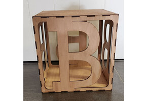 Houten Box  met letter -  40 x 40cm