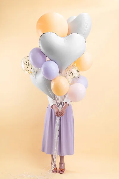 Elegant Heart - White - 29 inch