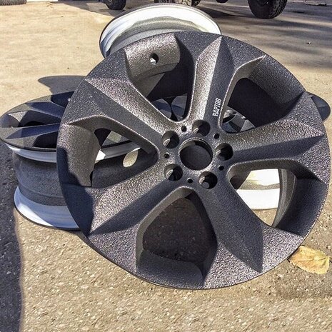 Raptor Liner 1 bottle black Raptor Liner 1 bottle black