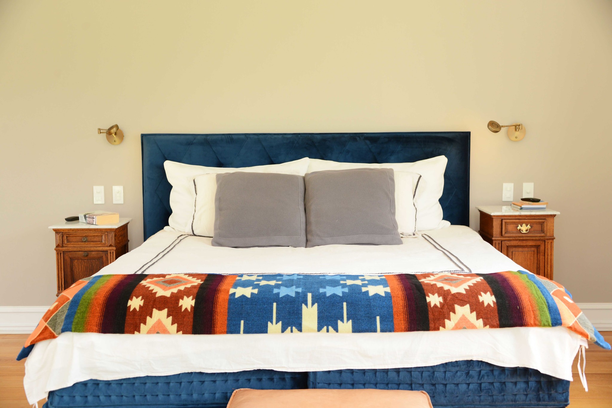 EcuaFina Alpaca Native Decke - Doppelseitige Drucke – niederländisches/einheimisches Design – FairTrade & authentisch - Quilotoa - Blau