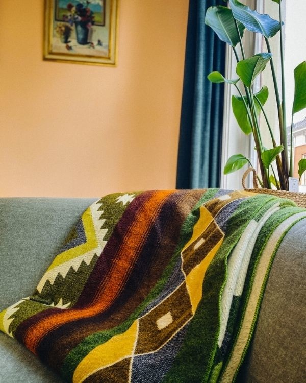 EcuaFina Alpaca Native Blanket - Double-sided prints - Dutch/Native Design - FairTrade & Authentic - Quilotoa - Green