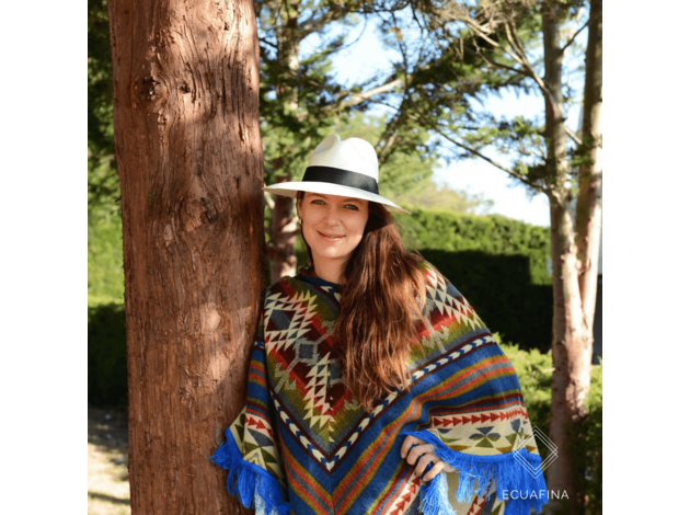EcuaFina Poncho en Alpaga Triangle Bleu