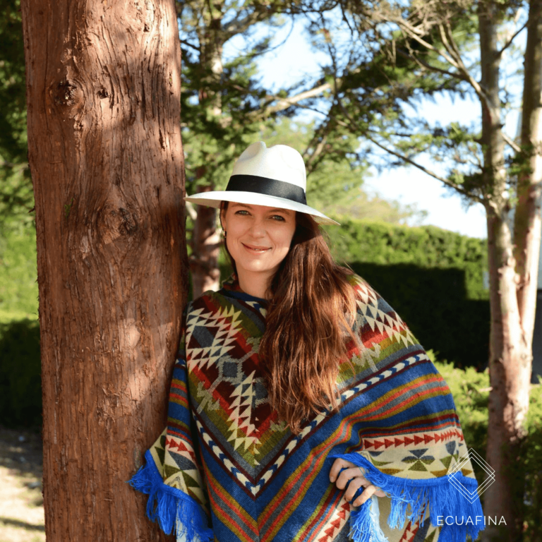 EcuaFina Poncho Blue triangle - ladies