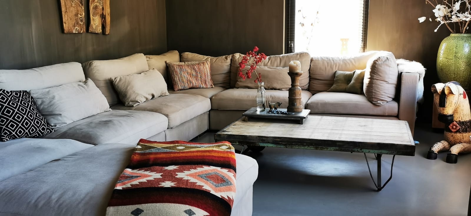 EcuaFina Mini couverture indigène en alpaga - Réversible - Design natif / néerlandais  - Fairtrade & Authenticité - Quilotoa - Rouge bordeaux