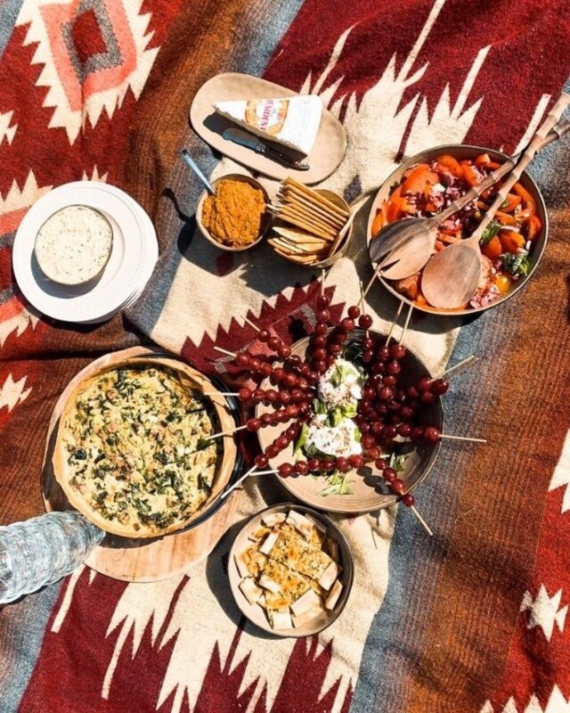 EcuaFina Alpaca Native Blanket - Double-sided prints - Dutch/Native Design - FairTrade & Authentic - Quilotoa- Red