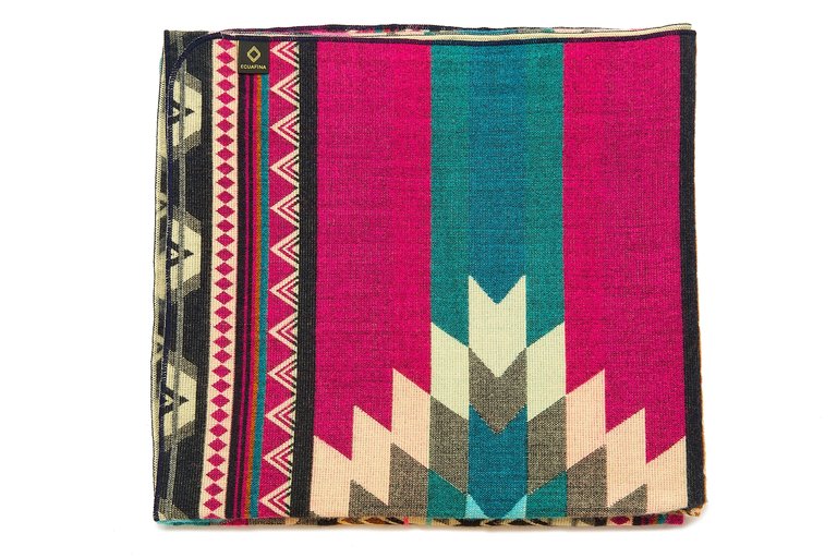 EcuaFina Alpaca Native Deken - Dubbelzijdige prints - Dutch/Native Design - FairTrade & Authentiek - Antisana - Roze