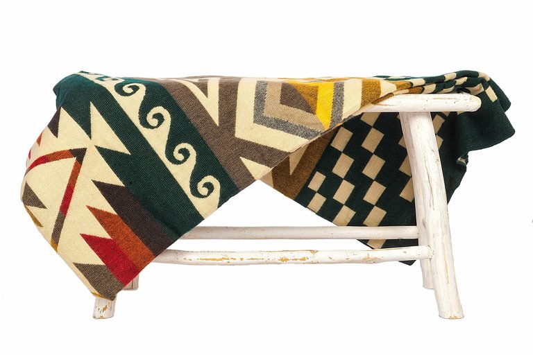 EcuaFina Alpaka Wolldecke - Westliches Design - XL Native Plaid - Aztec  - Cayambe - Dunkelgrün