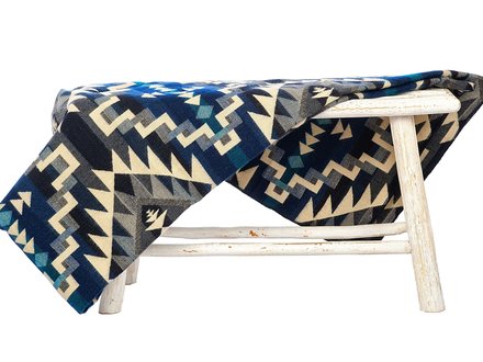 EcuaFina Alpaca Native Blanket - Chimborazo - Black EcuaFina Alpaca Native Blanket - Chimborazo - Black