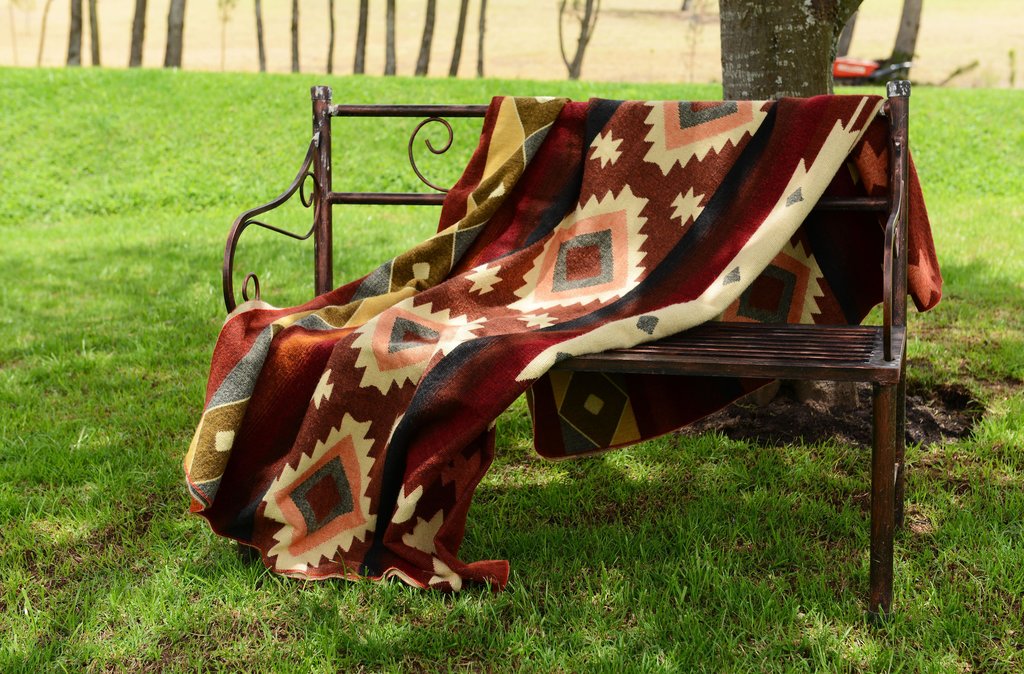 EcuaFina Alpaca Native Blanket - Double-sided prints - Dutch/Native Design - FairTrade & Authentic - Quilotoa- Red