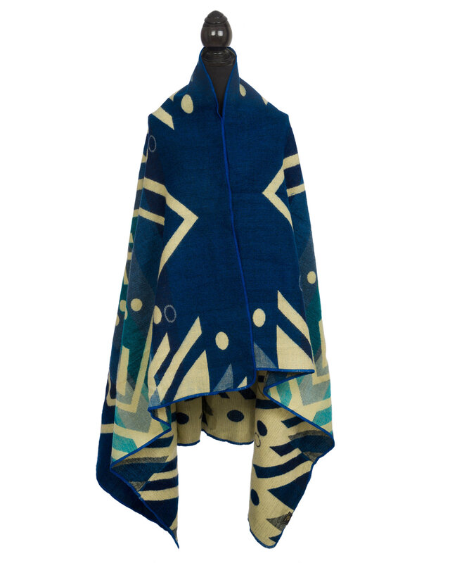 EcuaFina Petite couverture en alpaga aux motifs indigènes - Réversible - Design natif / néerlandais  - Fairtrade & Authenticité - Imbabura Bleu