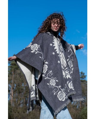 EcuaFina Alpaka Poncho Maria Grau