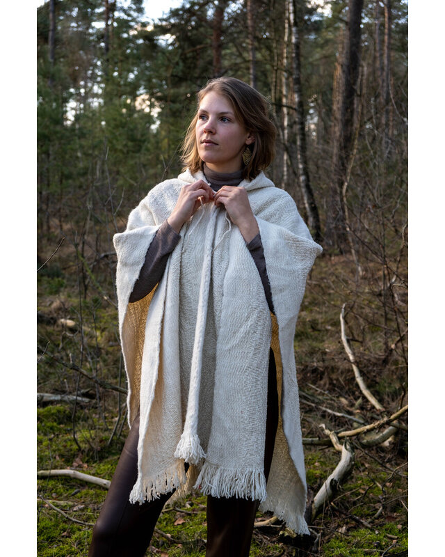EcuaFina Poncho Elena Wit