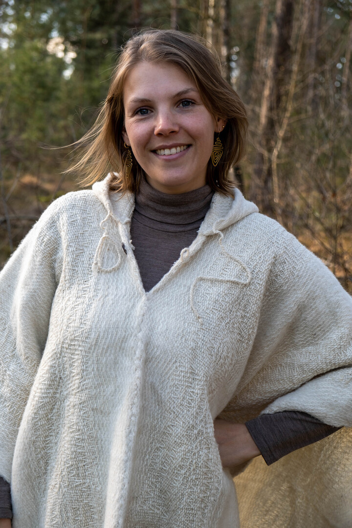 EcuaFina Poncho Elena Wit