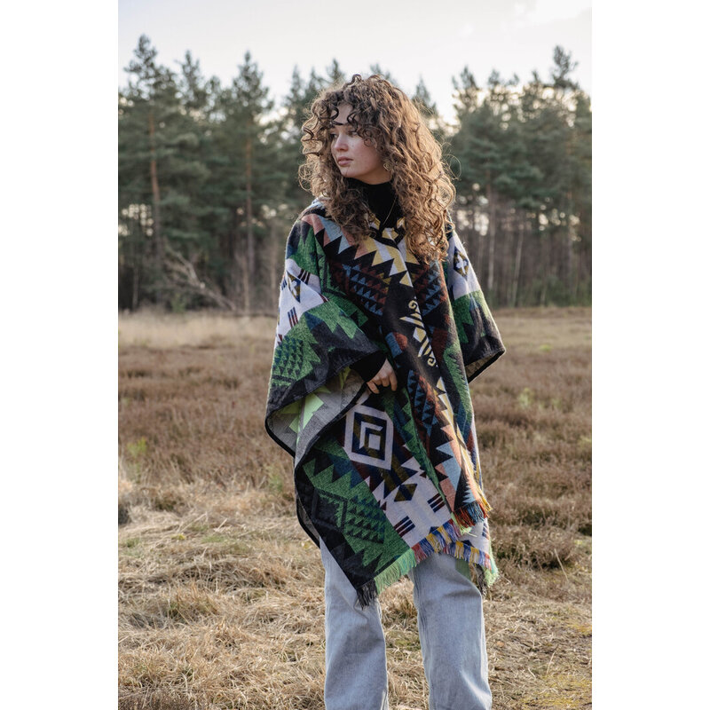 EcuaFina Alpaca Poncho Waorani Groen