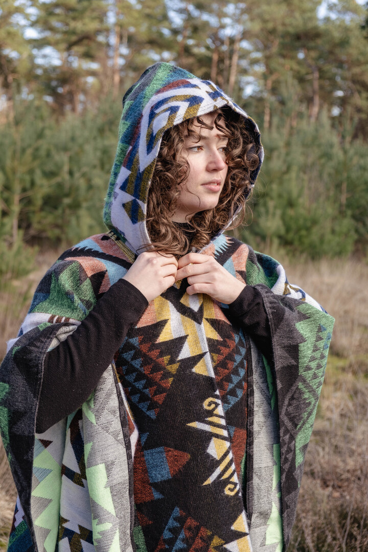 EcuaFina Poncho Waorani Vert