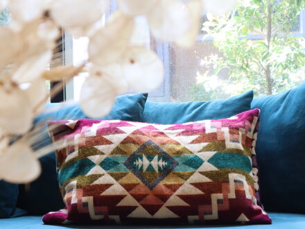 EcuaFina Rectangle alpacawool pillow - Chimborazo Pink EcuaFina Rectangle alpacawool pillow - Chimborazo Pink