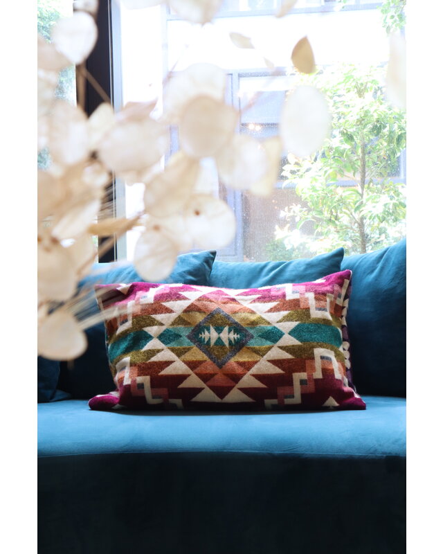 EcuaFina Kussen 60 x 40 cm - dubbelzijdig Chimborazo Roze - inclusief binnenkussen van eendenveren