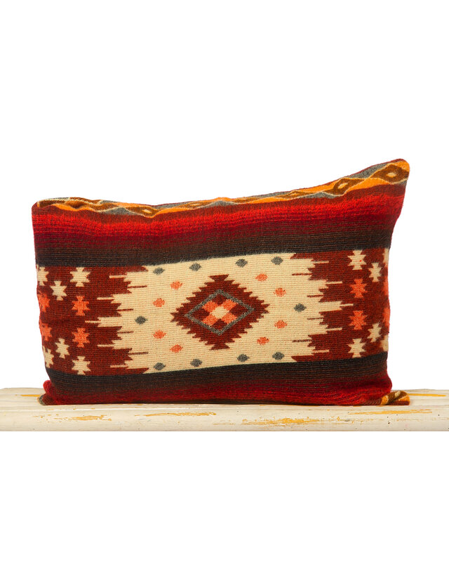 EcuaFina Coussin 60 x 40 cm - double face Quilotoa rouge bordeaux - avec coussin de garnissage composé d'un rembourrage 100 % plumes de canard et d'une housse 100 % coton