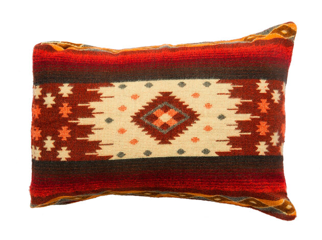 EcuaFina Coussin 60 x 40 cm - double face Quilotoa rouge bordeaux - avec coussin de garnissage composé d'un rembourrage 100 % plumes de canard et d'une housse 100 % coton