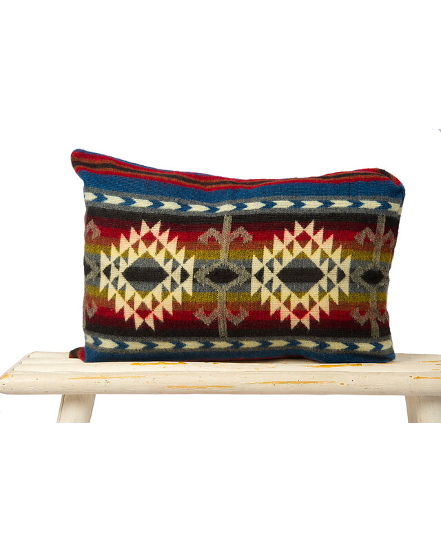 EcuaFina Coussin 60 x 40 cm - Cotopaxi mix double face - avec un coussin de garnissage  ayant une enveloppe 100% en cotton et rembourré 100% en plumes de canard.