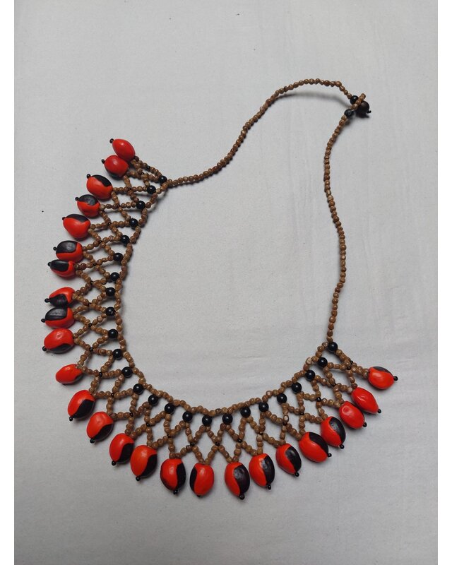Collier Mandi Wasi - fait à la main à partir de graines