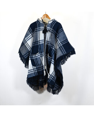 EcuaFina Poncho Cuadrado Blue