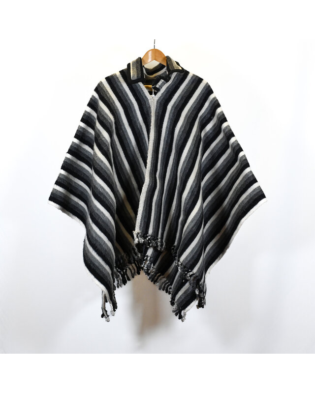 EcuaFina Poncho Original Chagra - Buho