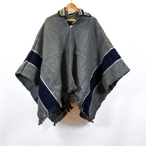 EcuaFina Wollponcho Chagra Carpintero