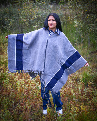 EcuaFina Wollponcho Chagra Carpintero