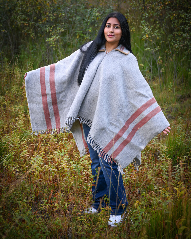EcuaFina Poncho Original  Chagra Pava - 100% wool