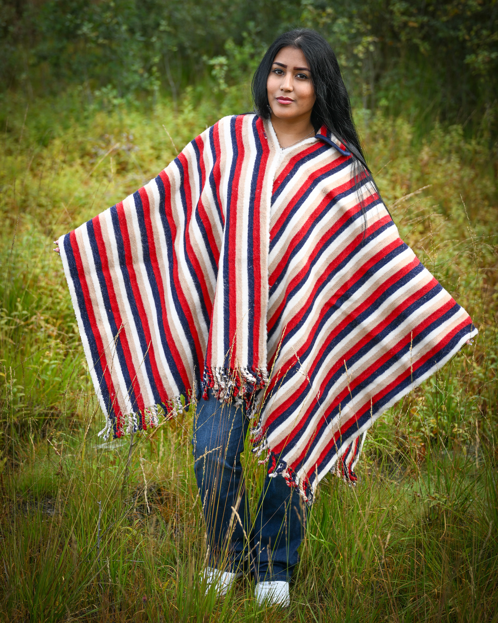 EcuaFina Wunderschöne, schwere originale Chagra Poncho - Model AGUILA