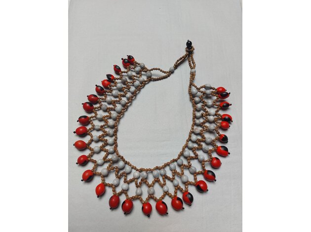 EcuaFina Necklace Mandi Quispe  - Helps to save the Amazone forest