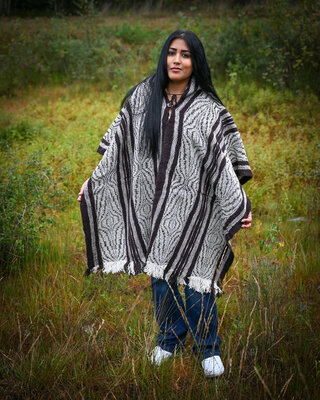 EcuaFina Poncho en Alpaga Elena Marron