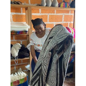 EcuaFina Poncho Elena Brown