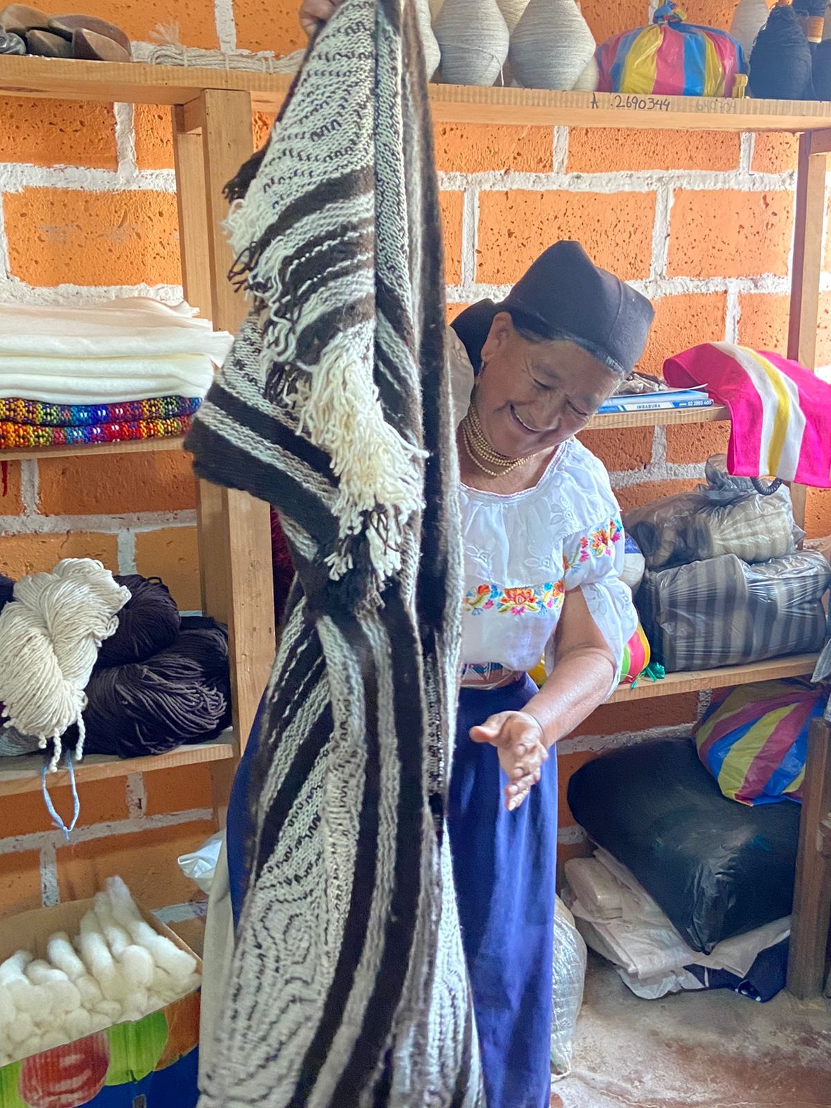 Poncho Elena - Damen und Herren - 100 % Wolle & Handarbeit